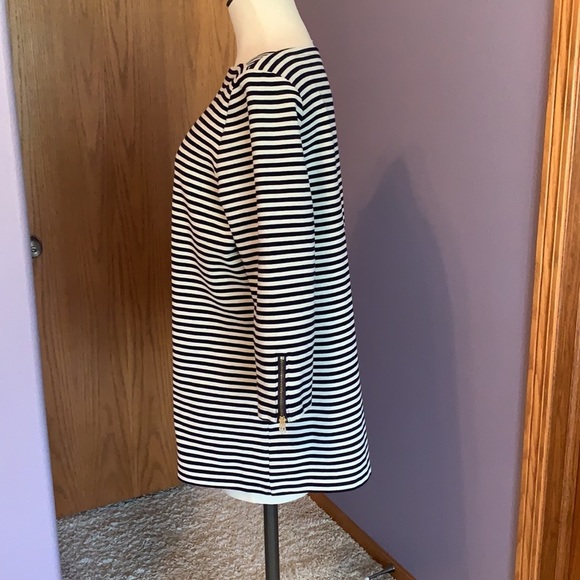 Talbots Top, size 1X, see measurements, Navy and White - Picture 2 of 12